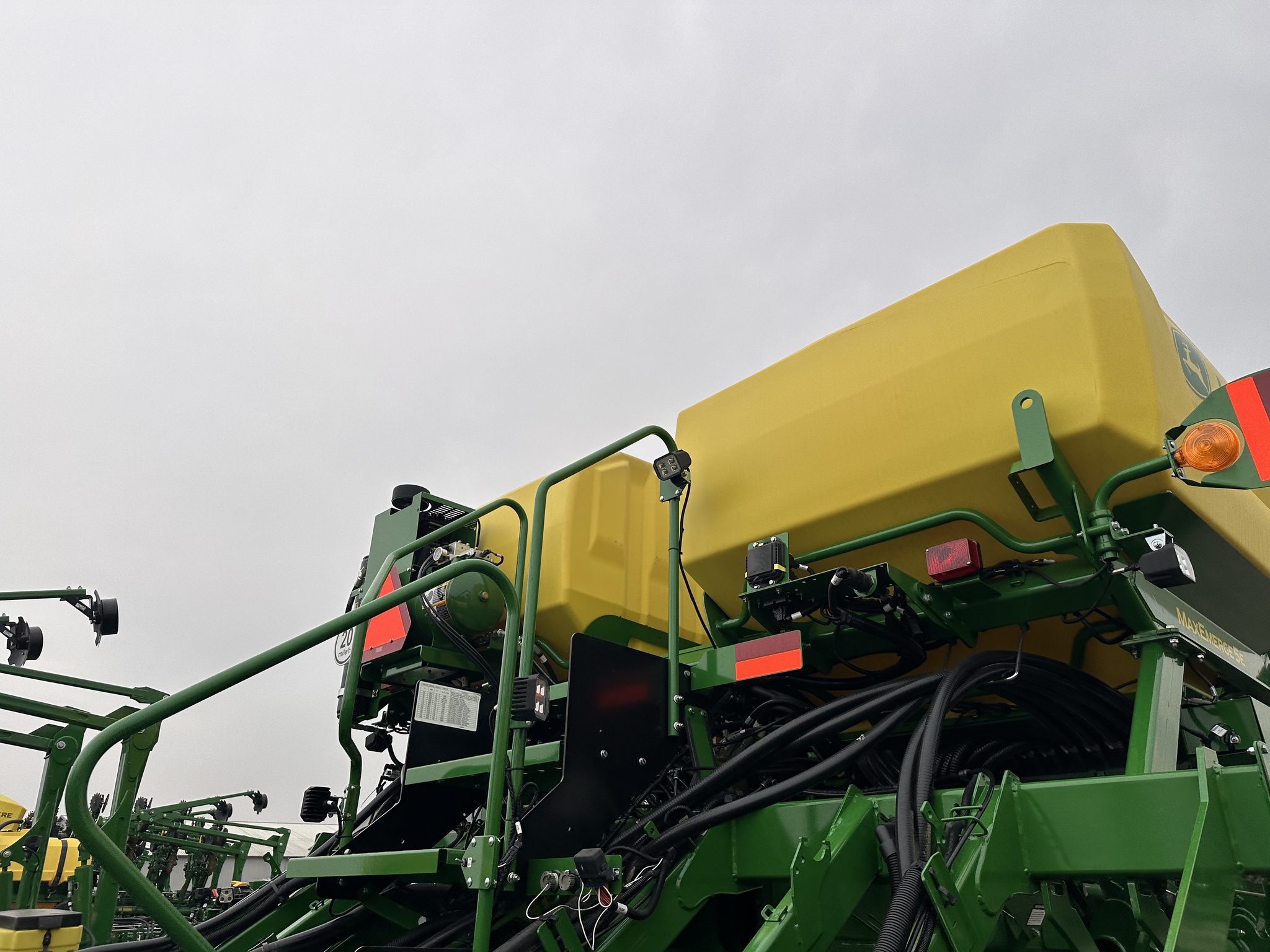 2025 John Deere 1795 Image 12