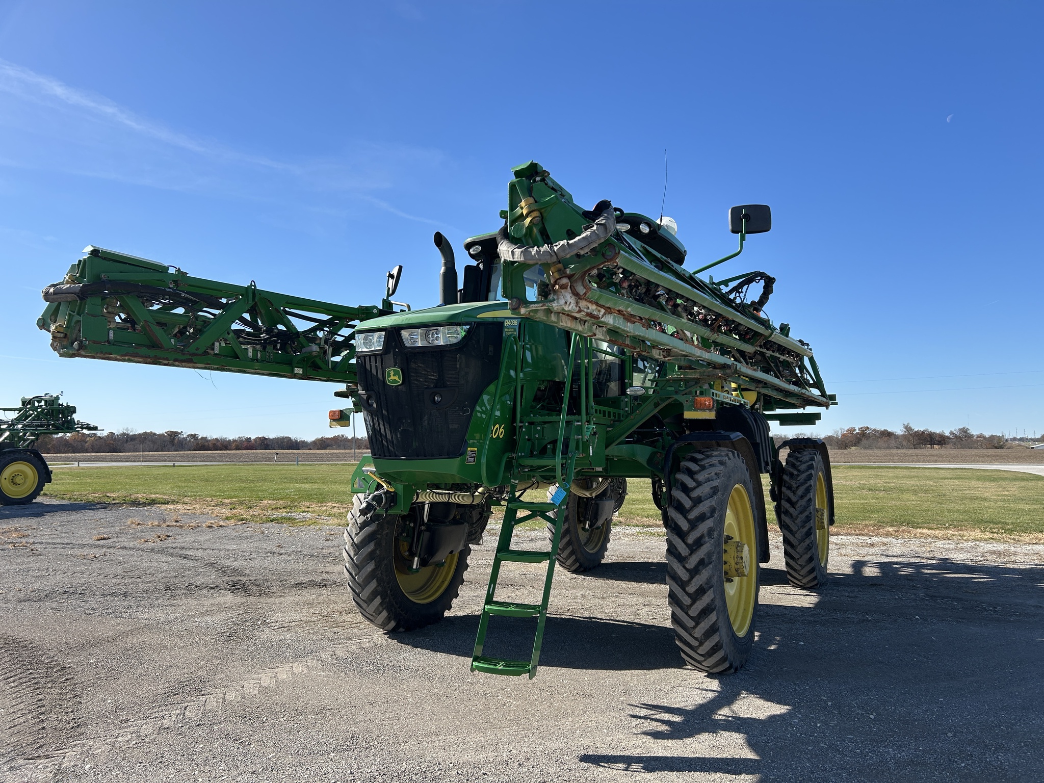  2018 John Deere R4038 at Heritage Tractor in Carthage, IL