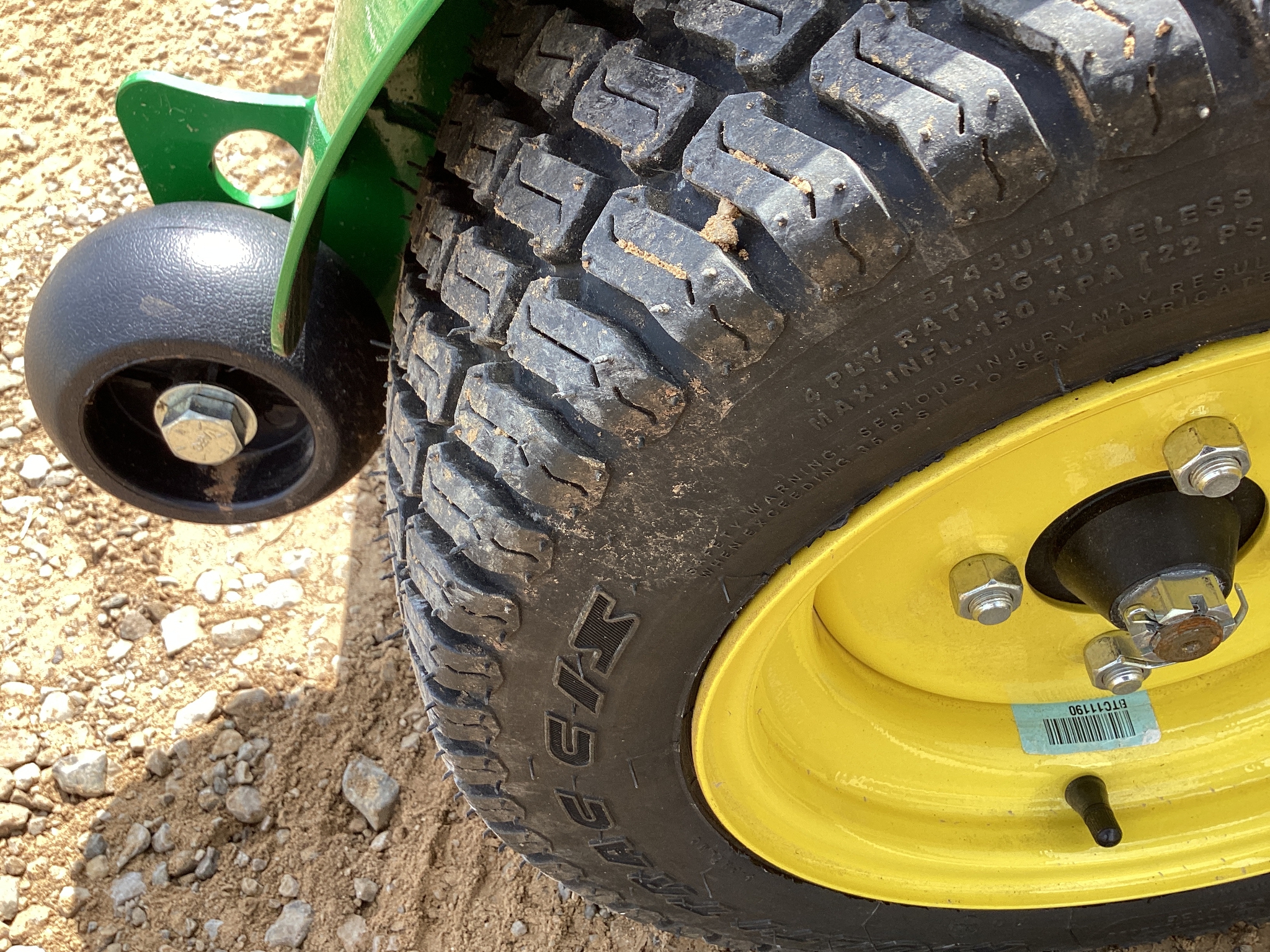 2024 John Deere Q810E Image 12