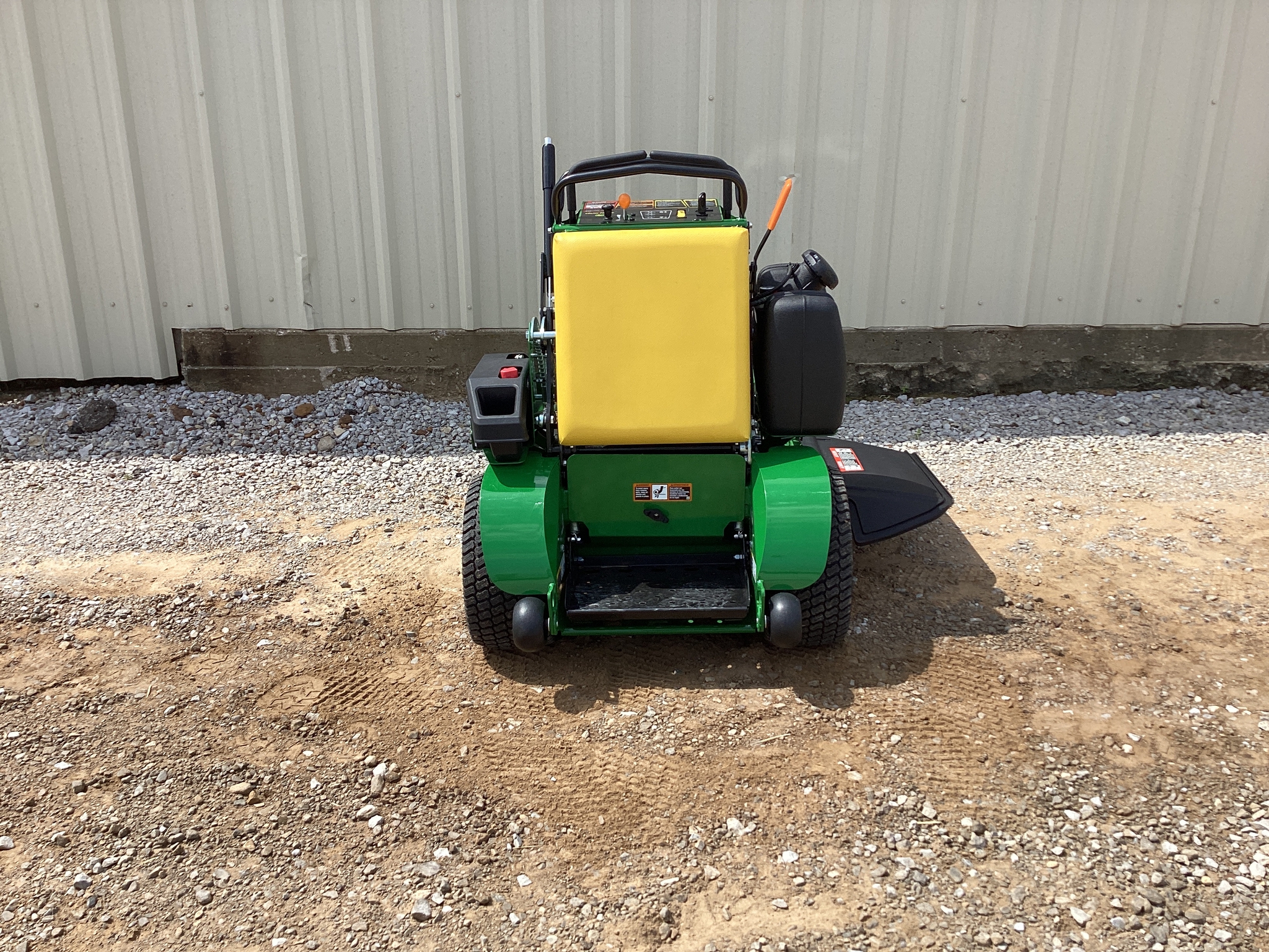 2024 John Deere Q810E Image 4