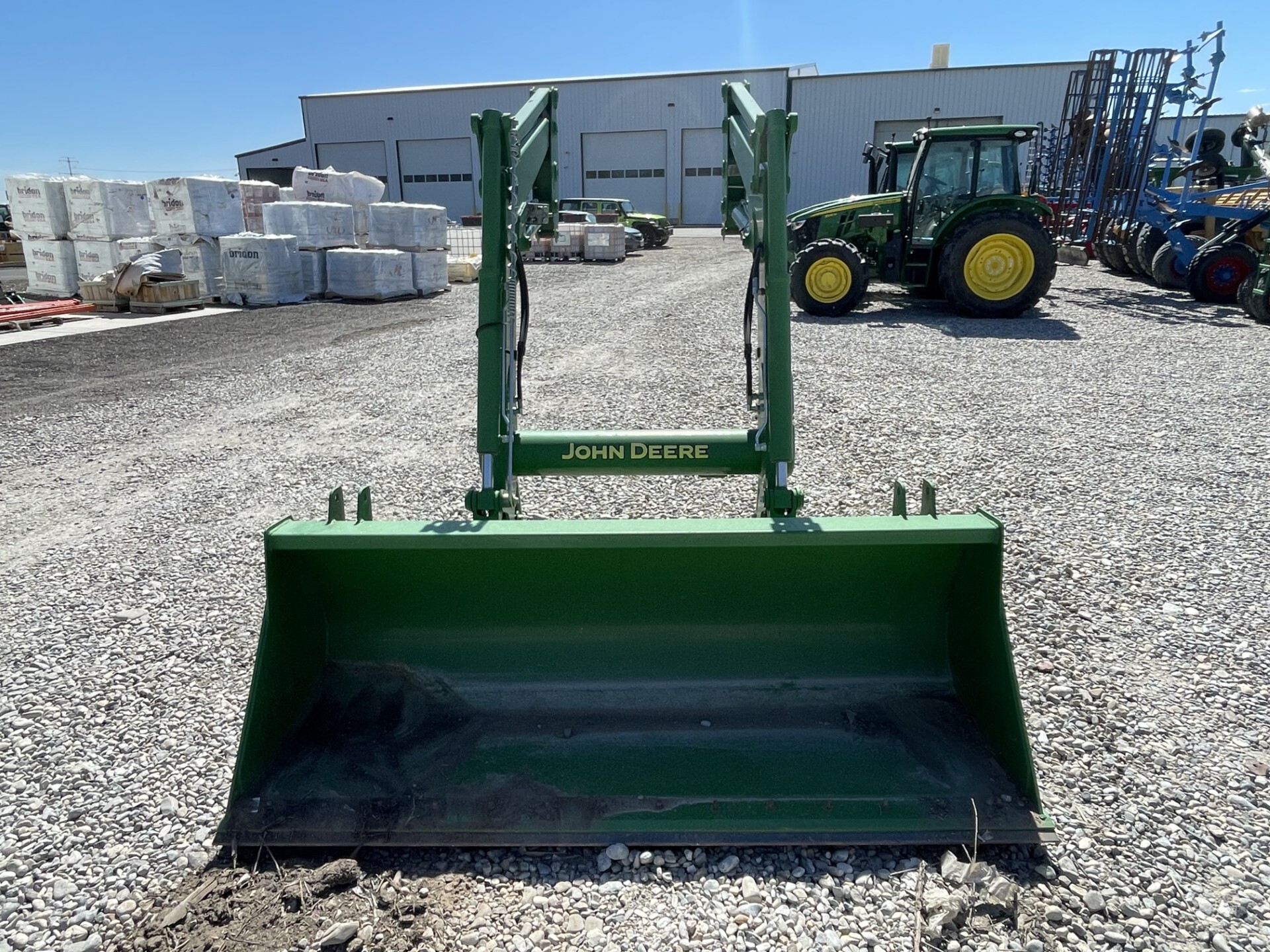 2013 John Deere H340 Image 2