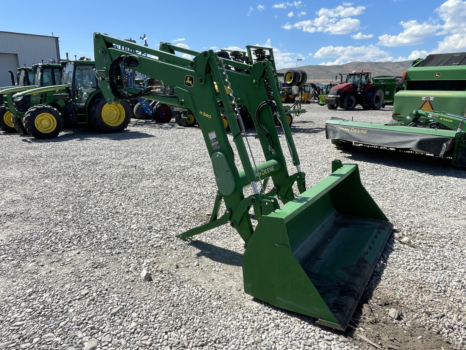 2013 John Deere H340 Image 3