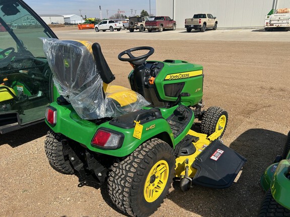2021 John Deere X739 (2nd thumbnail)