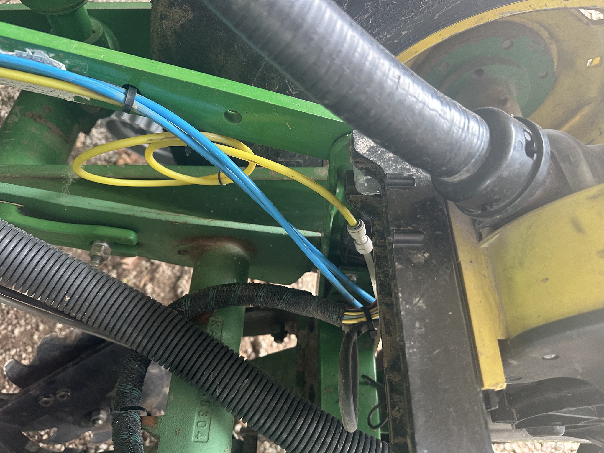2010 John Deere 1770NT Image 11