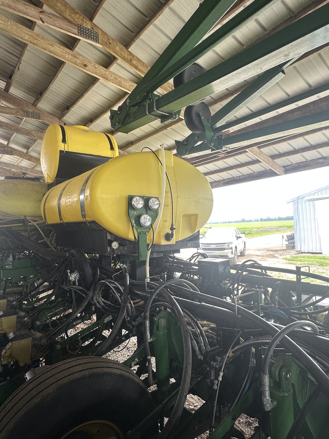 2010 John Deere 1770NT Image 4