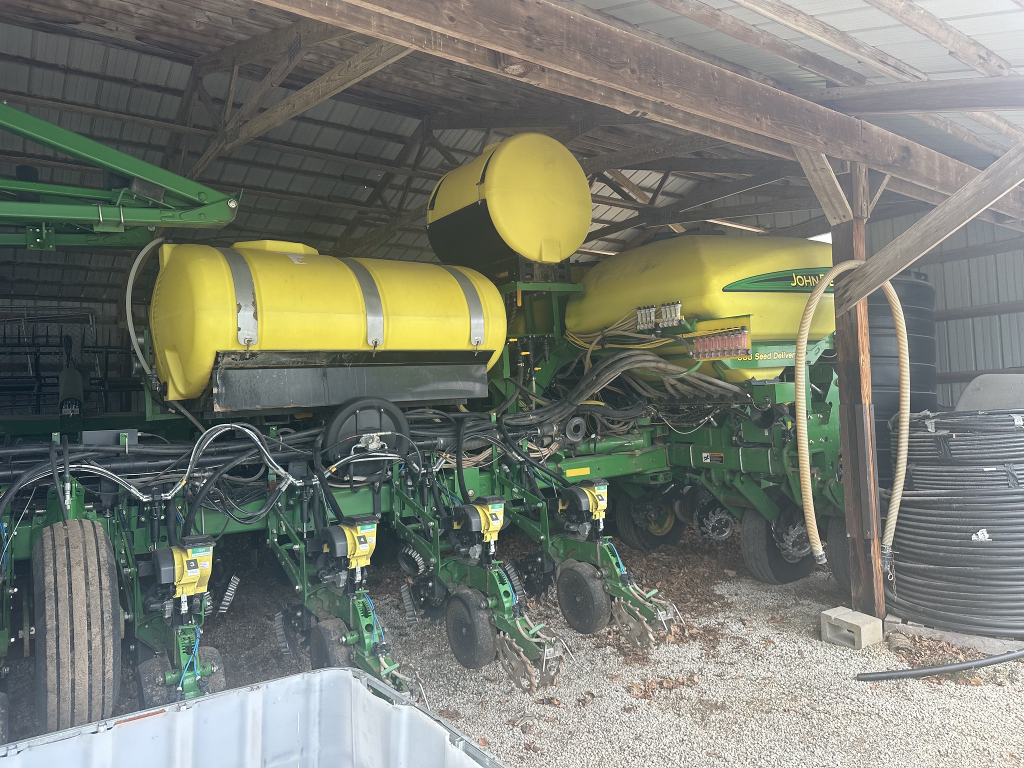 2010 John Deere 1770NT Image 1