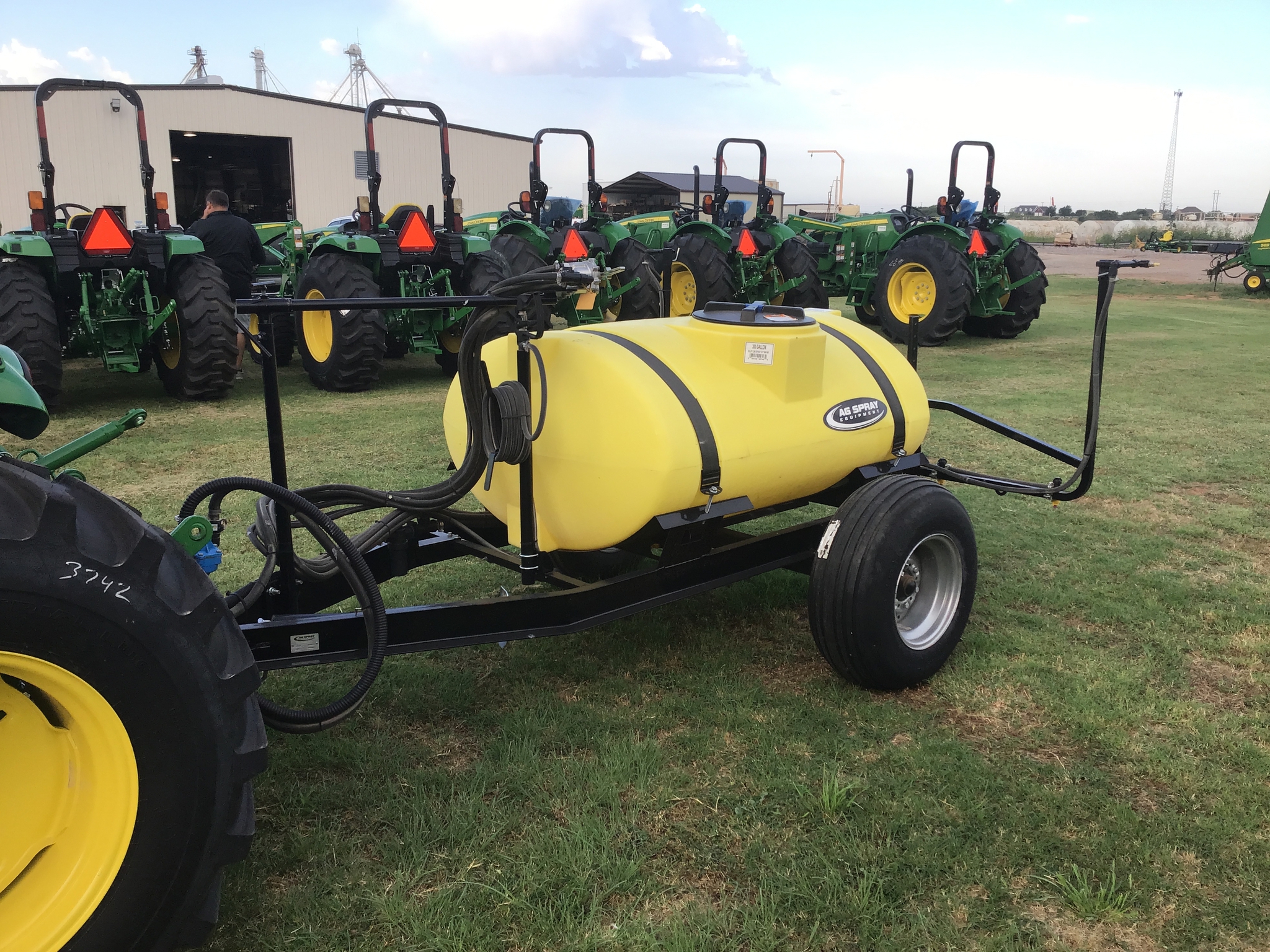 2024 Ag Spray 300 LH Image 3