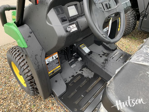 Photo of 2024 John Deere XUV 560E