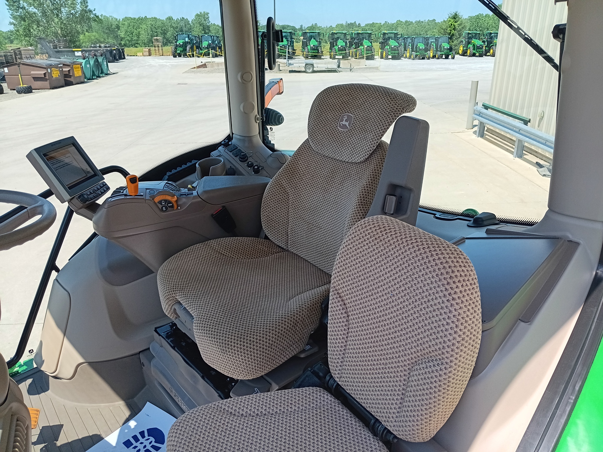 2023 John Deere 6R 155 Image 9