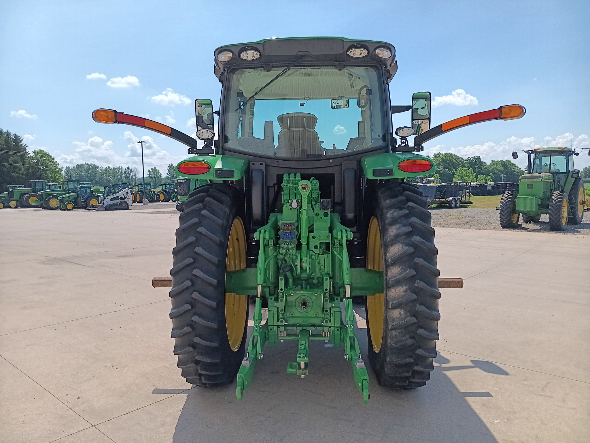 2023 John Deere 6R 155 Image 4
