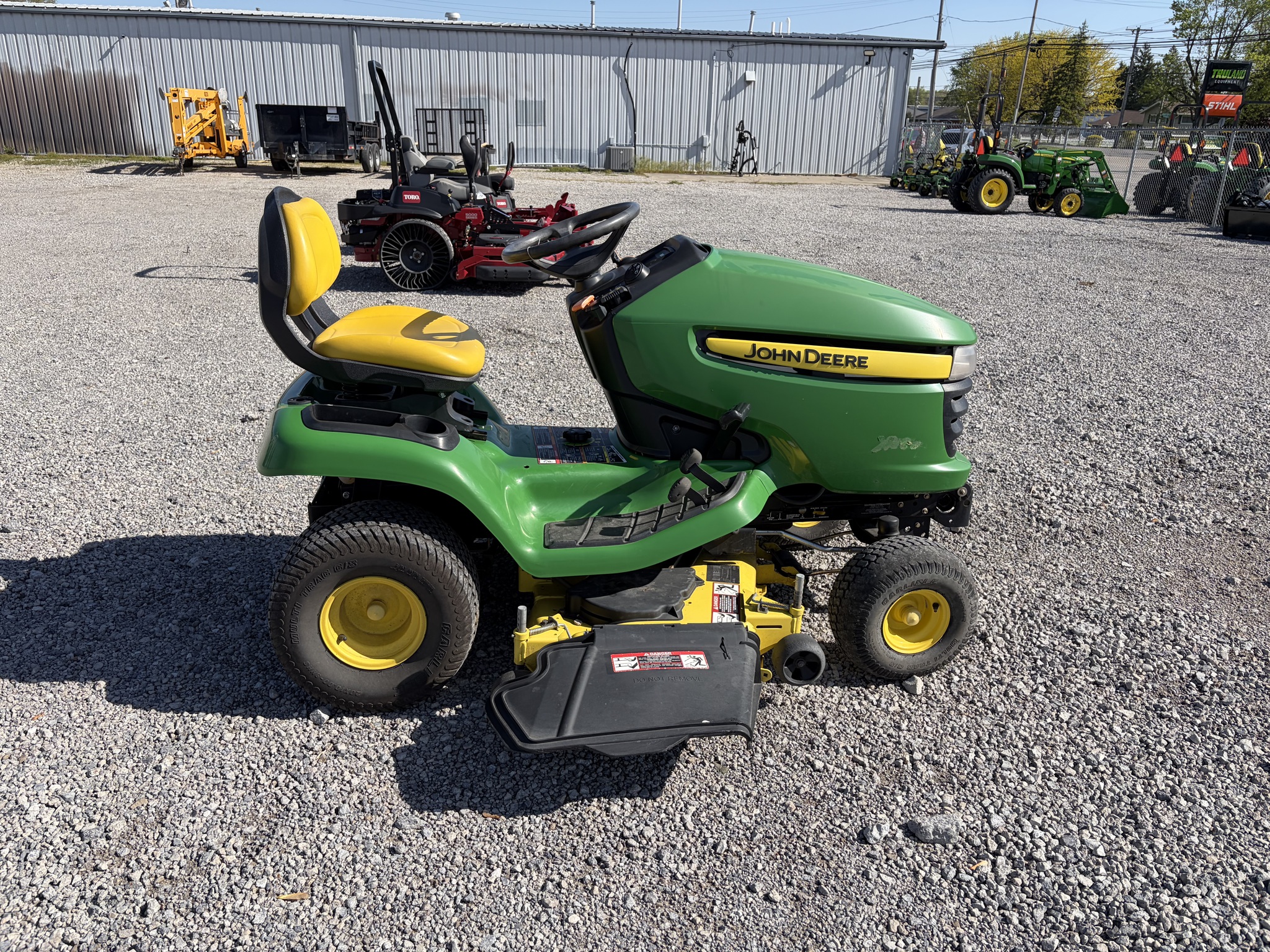 2011 John Deere X300 Image 6