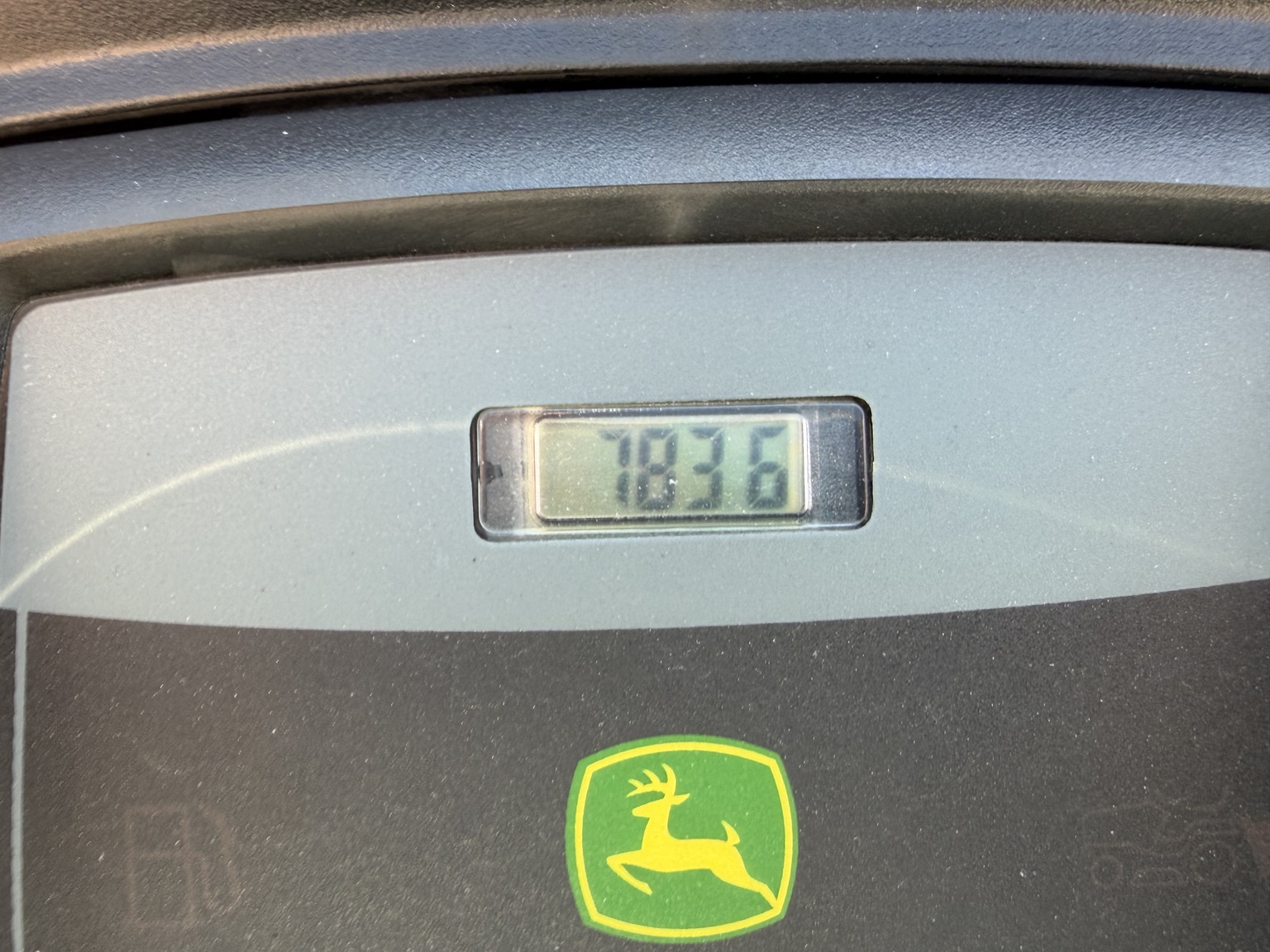 2011 John Deere X300 Image 11