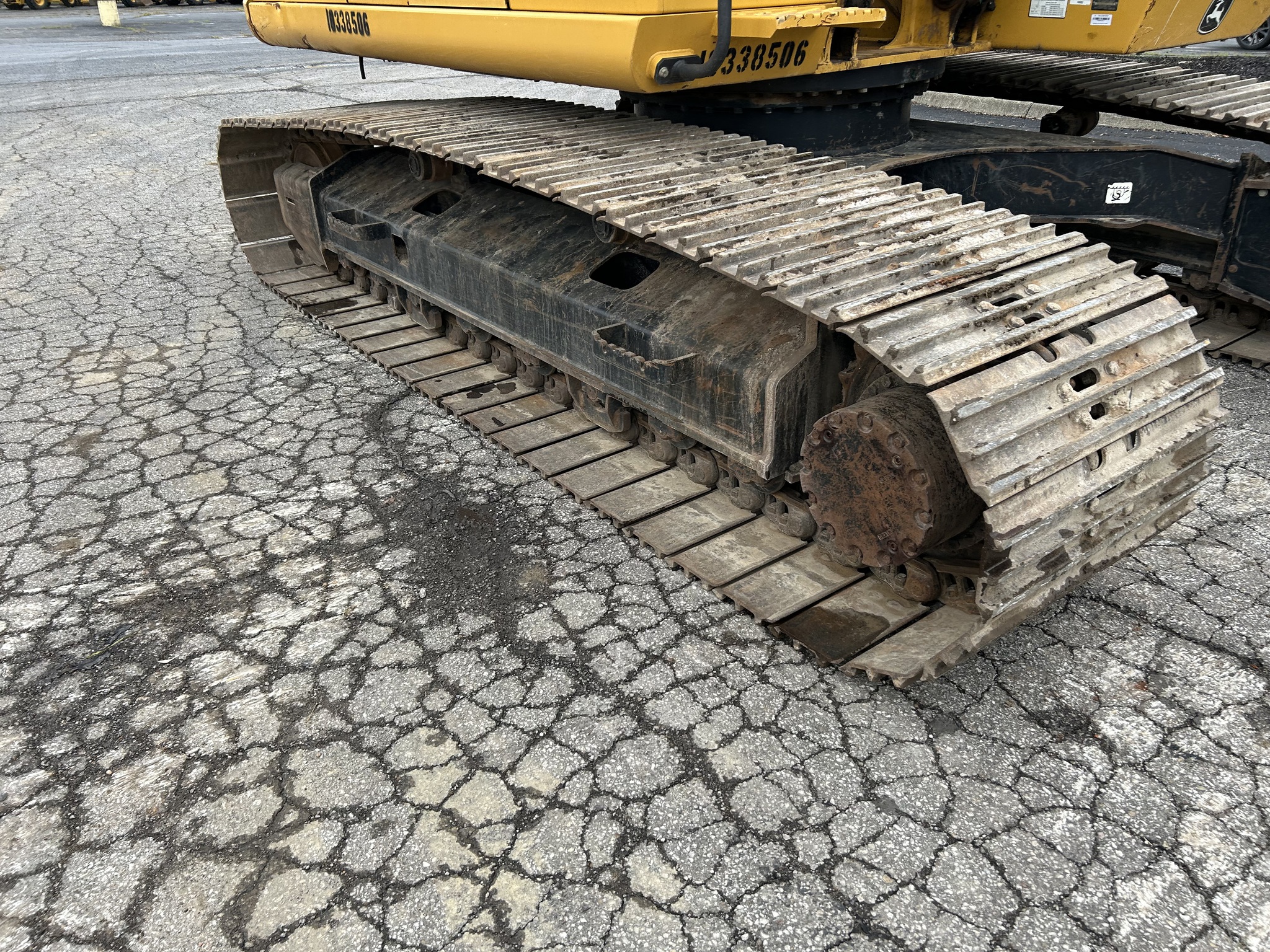 2020 John Deere 210G LC Image 7
