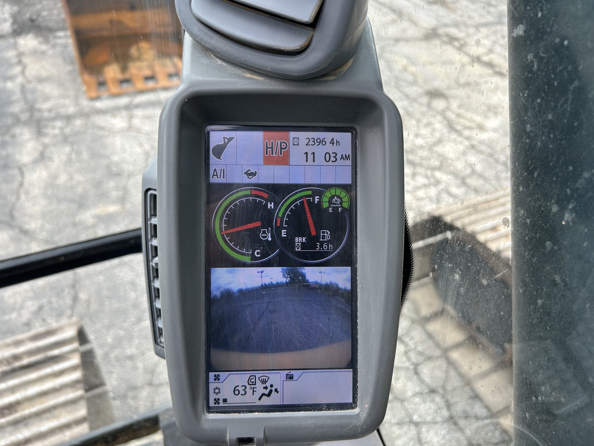 2020 John Deere 210G LC Image 17