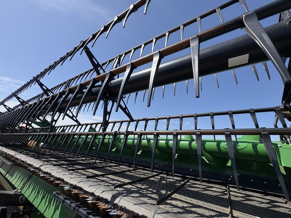 Used 2023 John Deere HD50R Combine Platforms at Horizon Ag & Turf in Lloydminster, AB - Photo14