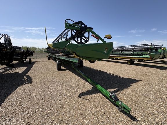 Used 2023 John Deere HD50R Combine Platforms at Horizon Ag & Turf in Lloydminster, AB - Photo3