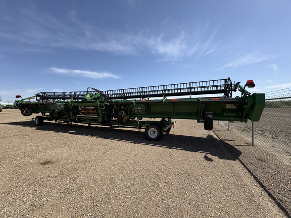Used 2023 John Deere HD50R Combine Platforms at Horizon Ag & Turf in Lloydminster, AB - Photo15