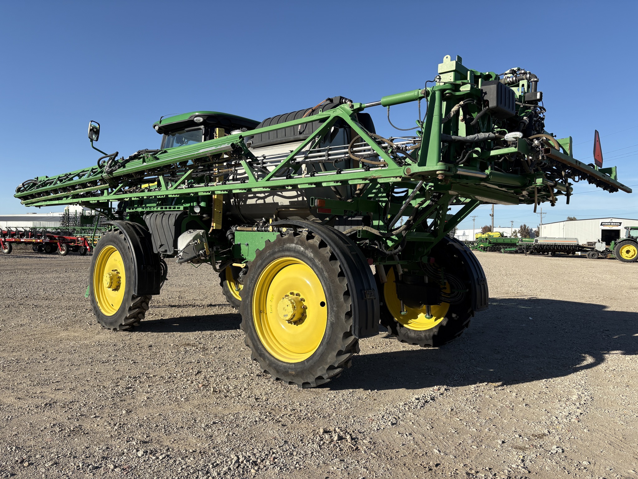 2020 John Deere R4044 Image 3