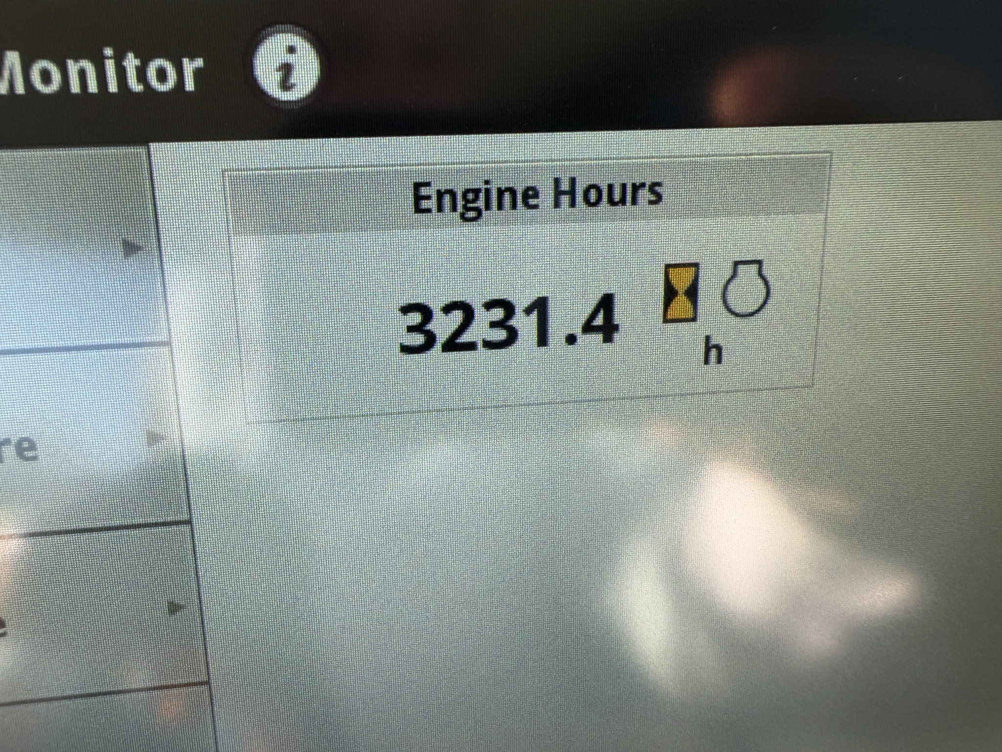 2020 John Deere R4044 Image 17