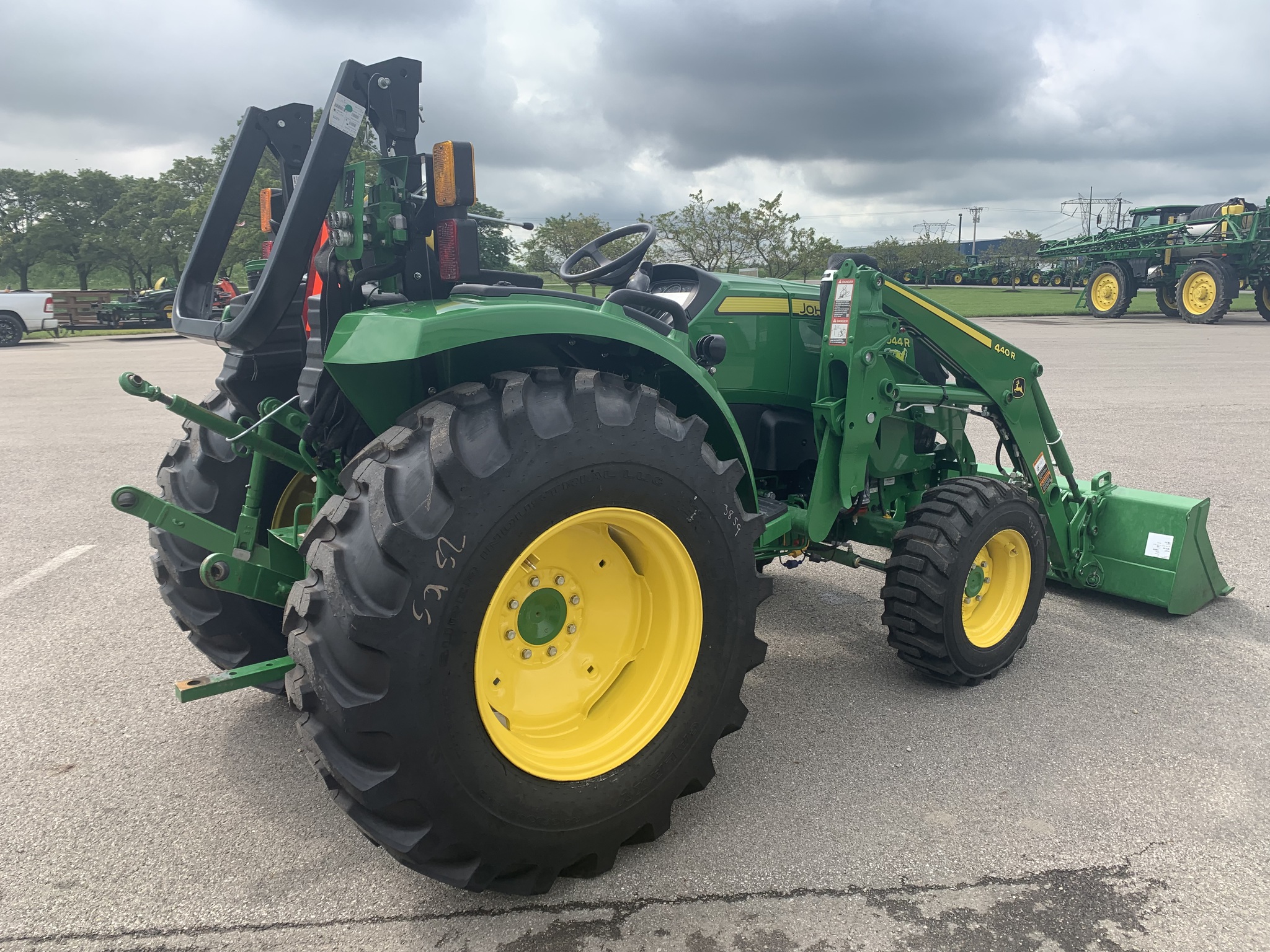 2024 John Deere 4044R Image 6