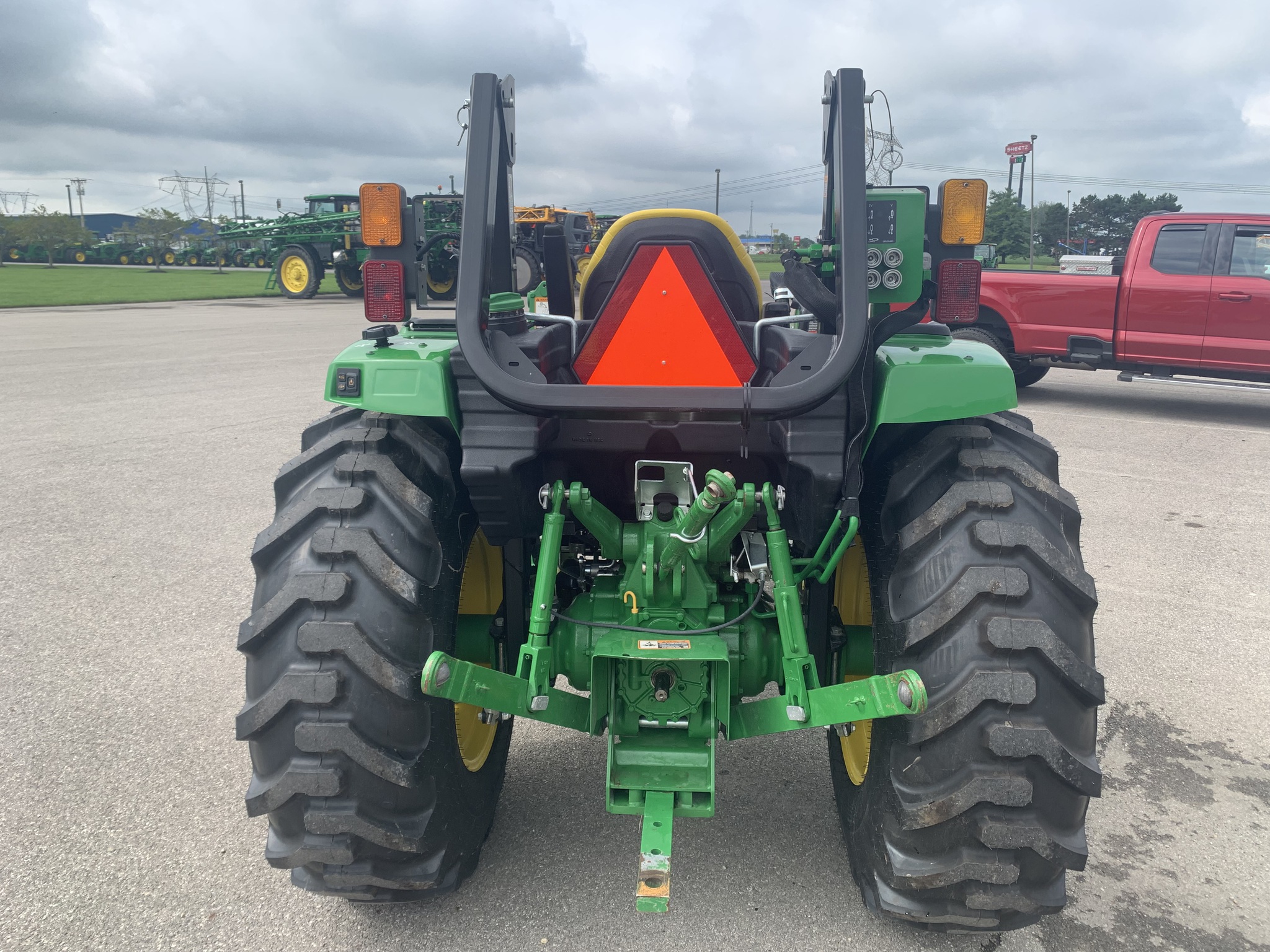 2024 John Deere 4044R Image 7