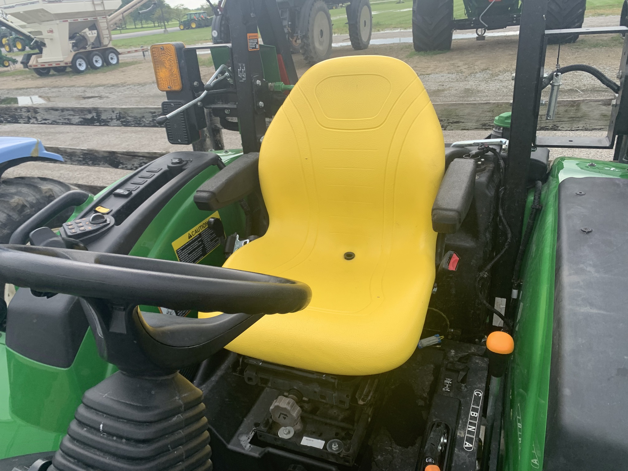 2024 John Deere 4044R Image 18