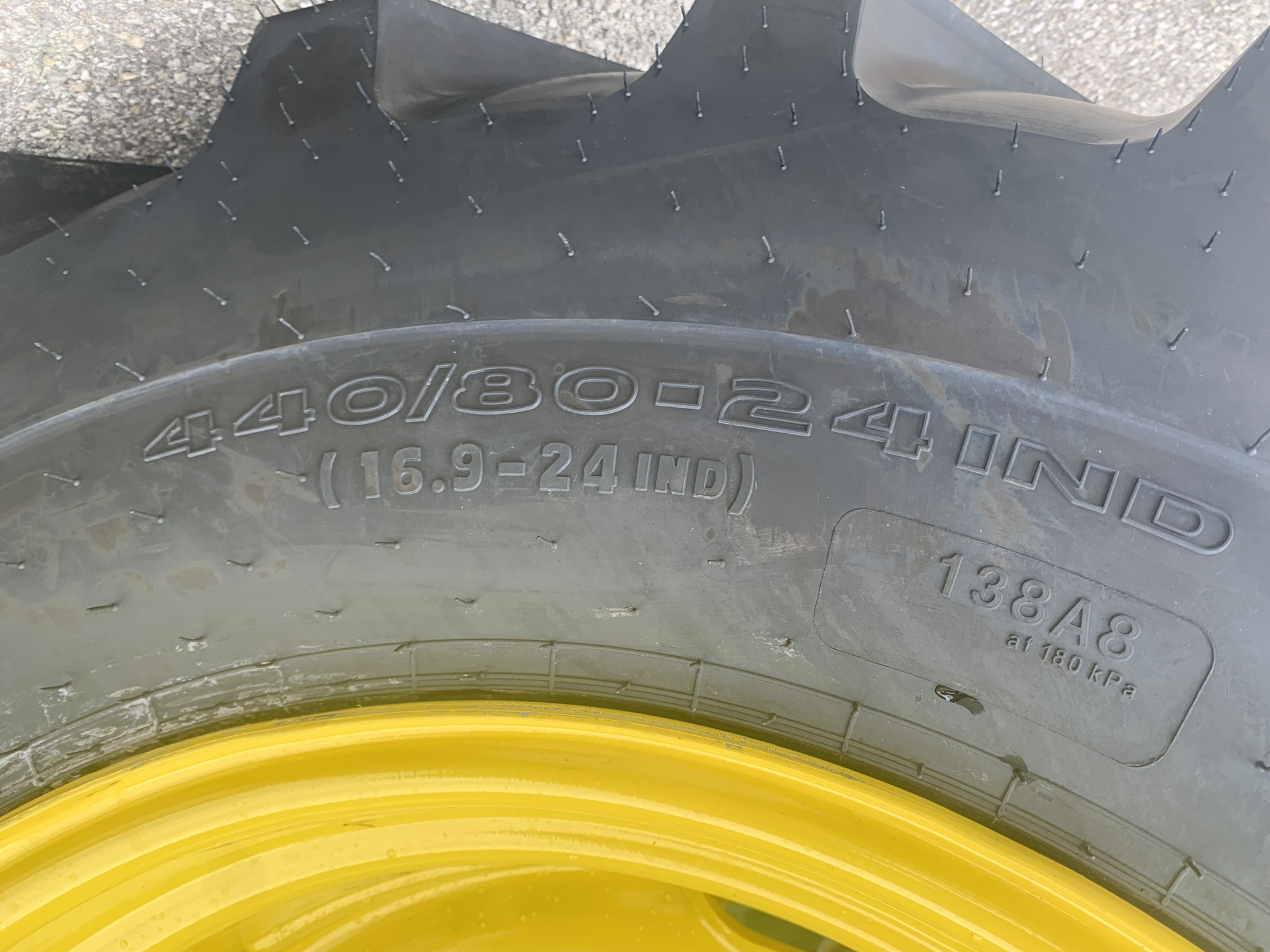 2024 John Deere 4044R Image 19