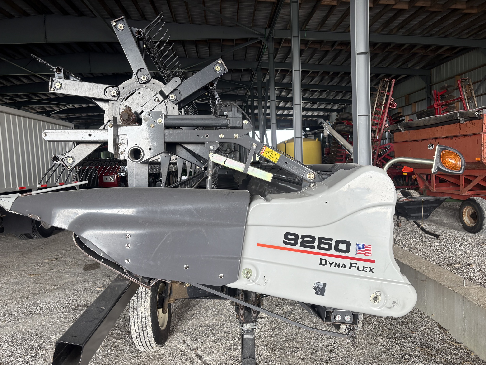 2013 Gleaner 9250-40 Image 2