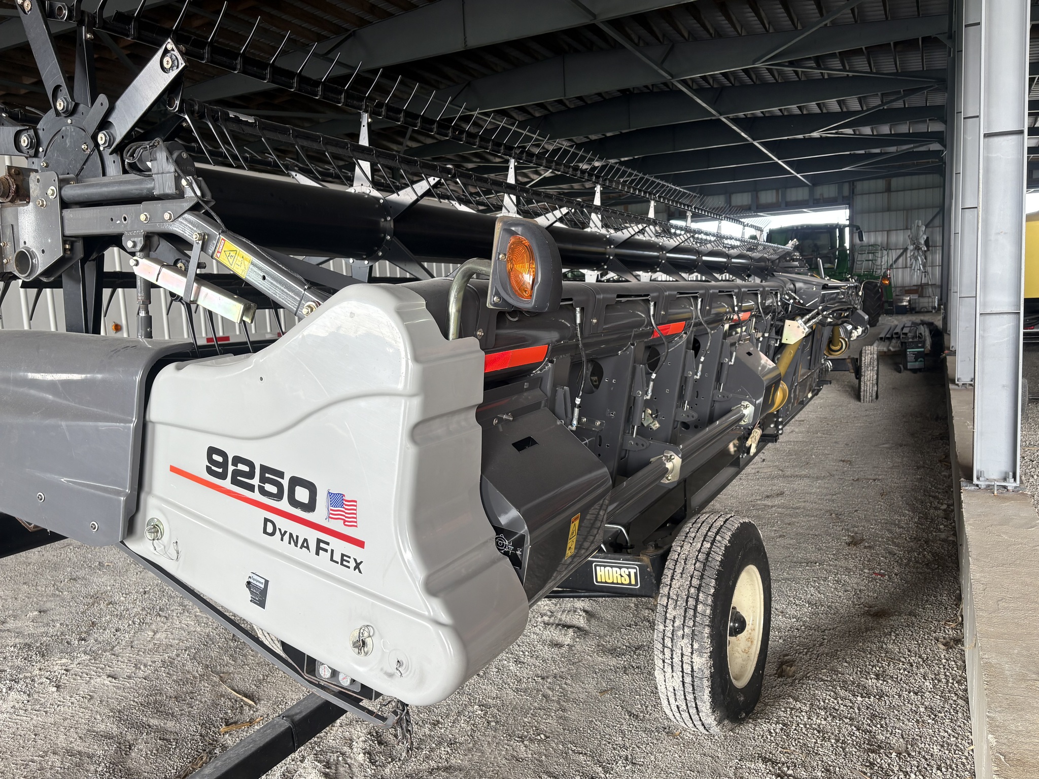2013 Gleaner 9250-40 Image 5
