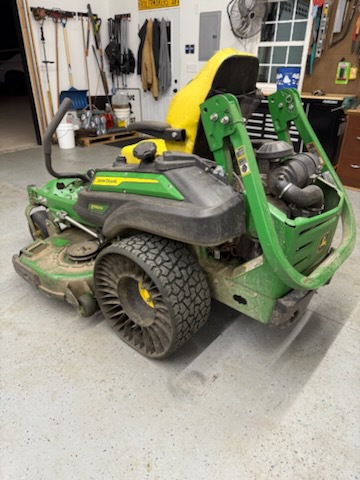 2024 John Deere Z950M Image 4