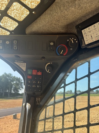 2023 John Deere 325G