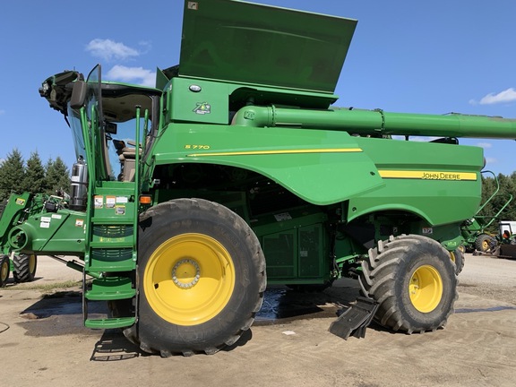 2022 John Deere S770 thumbnail 3