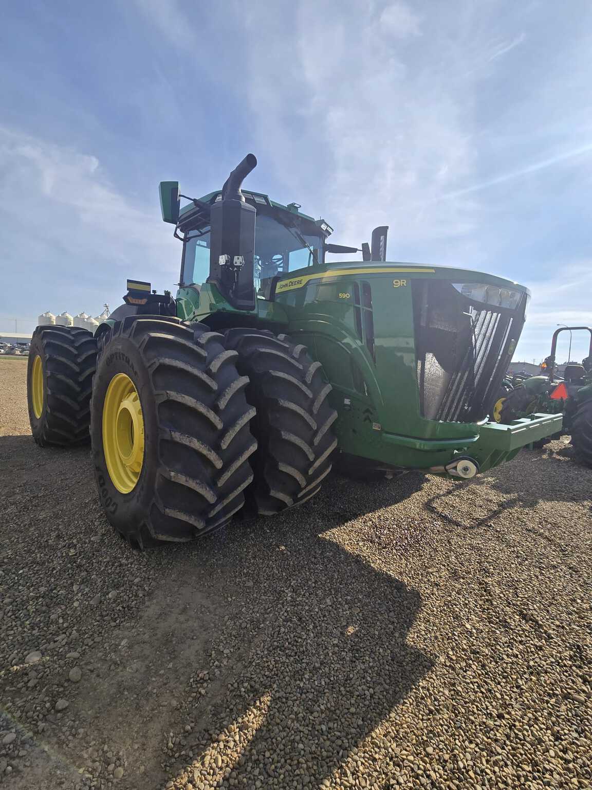 2023 John Deere 9R 590 Image 2