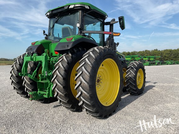 Photo of 2022 John Deere 8R 280