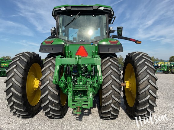 Photo of 2022 John Deere 8R 280