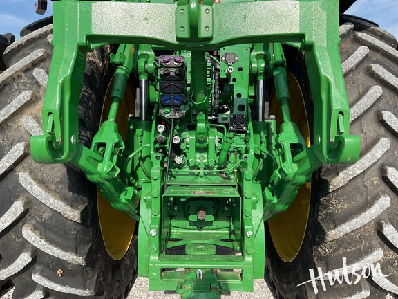 Photo of 2022 John Deere 8R 280