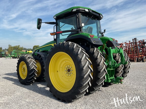 Photo of 2022 John Deere 8R 280