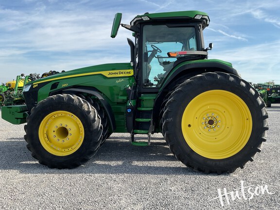 Photo of 2022 John Deere 8R 280