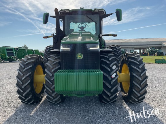 Photo of 2022 John Deere 8R 280
