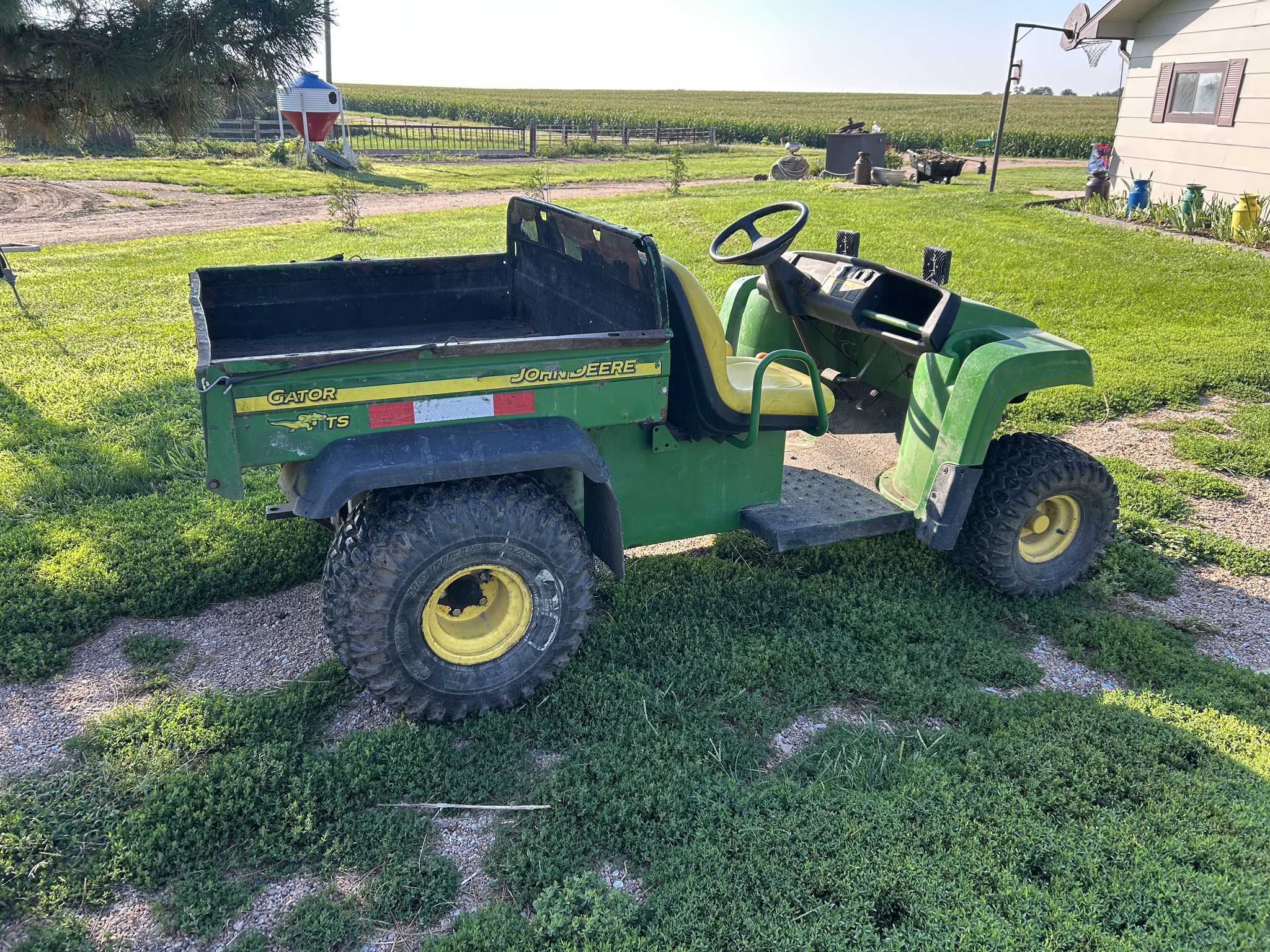 2008 John Deere TS 4X2 Image 1