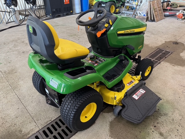 2017 John Deere X350 Image 6