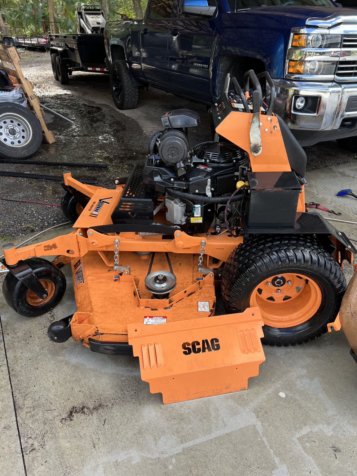 2023 Scag SVRII61V-38F Image 2