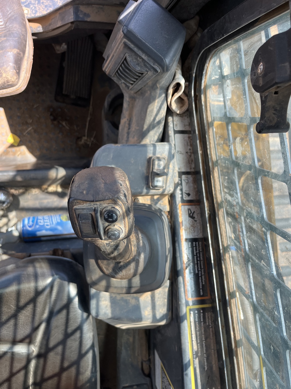 2019 John Deere 333G Image 9