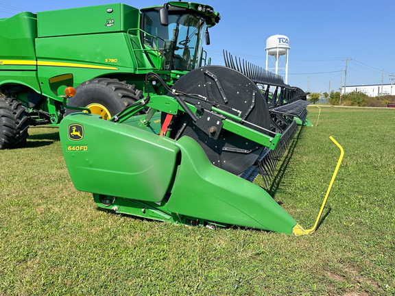 2018 John-Deere 640FD