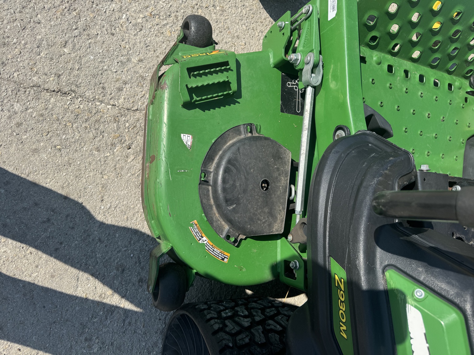 2021 John Deere Z930M Image 6