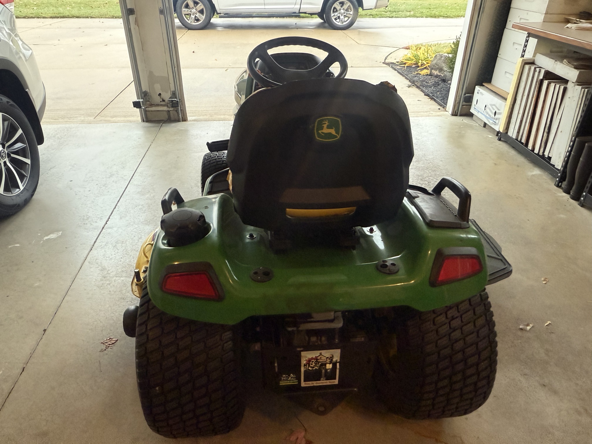 2015 John Deere X500 Image 9