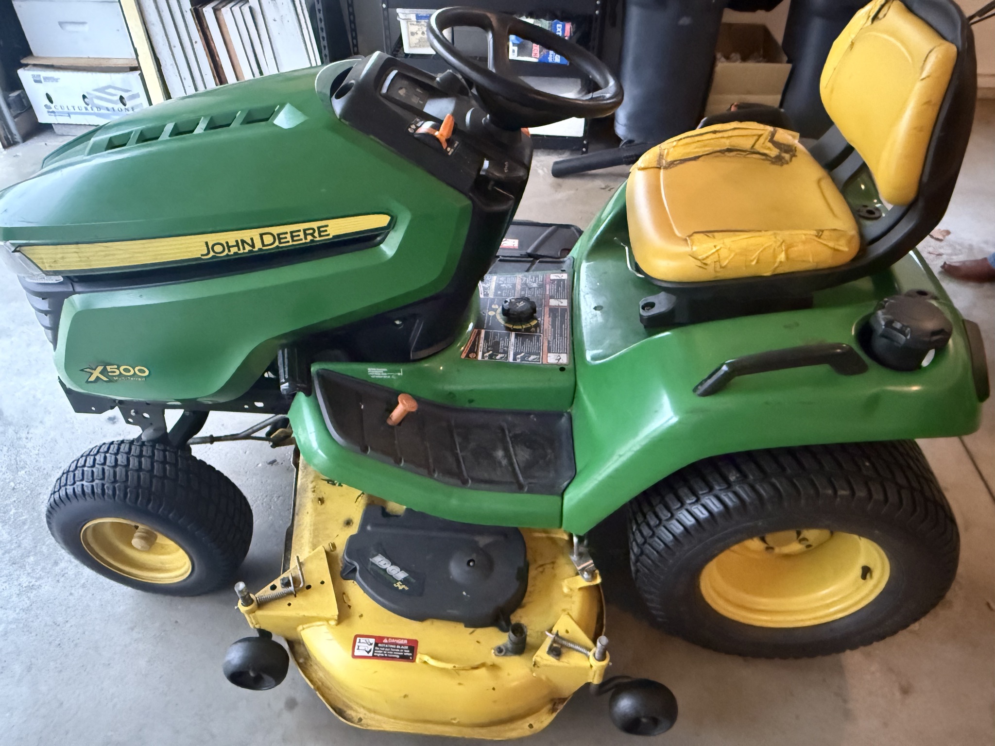 2015 John Deere X500 Image 1