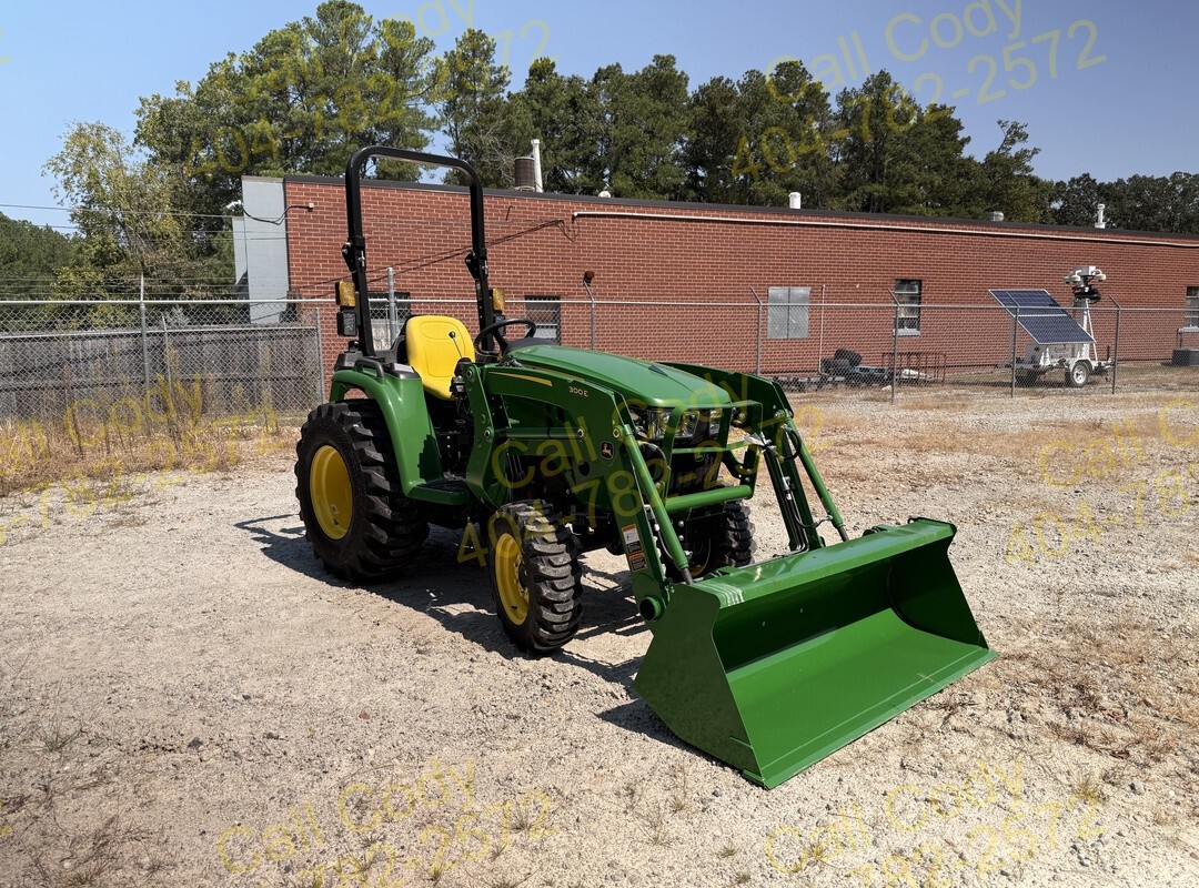 2024 John Deere 3038E Image 5