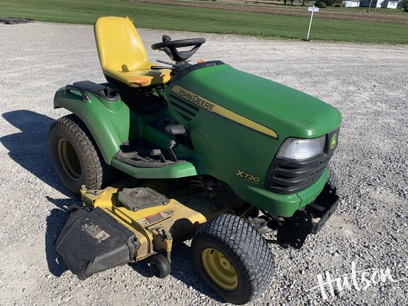 Photo of 2008 John Deere X720