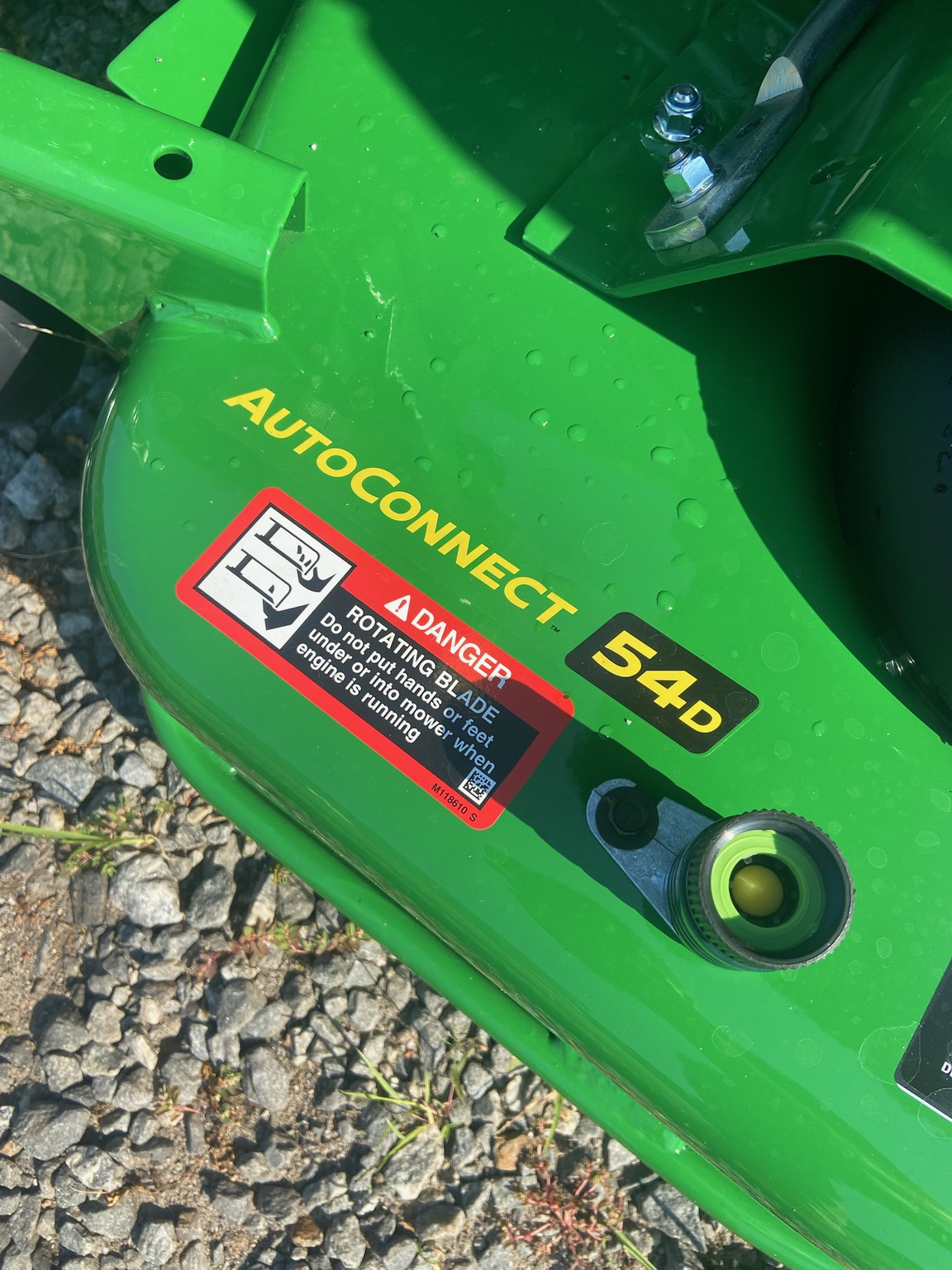 2025 John Deere 1025R Image 8